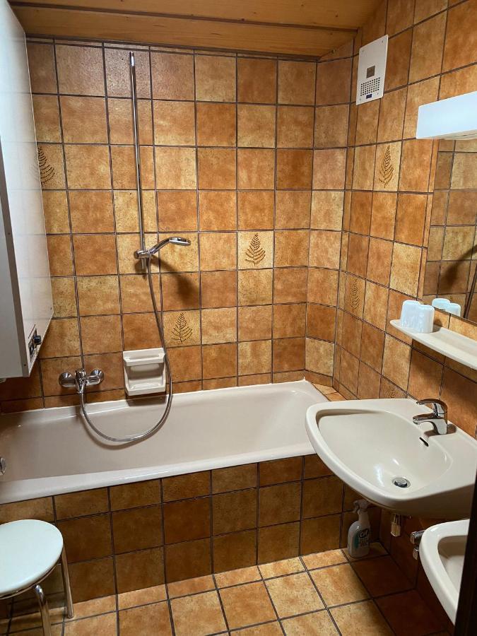 Appartement Latschen - Ferienhaus Bad Kleinkirchheim Bagian luar foto
