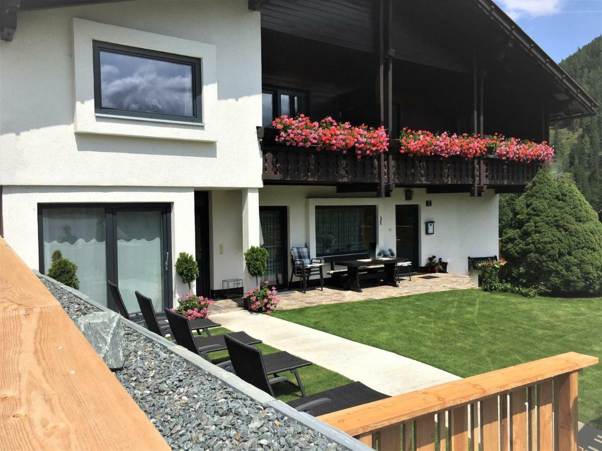 Appartement Latschen - Ferienhaus Bad Kleinkirchheim Bagian luar foto